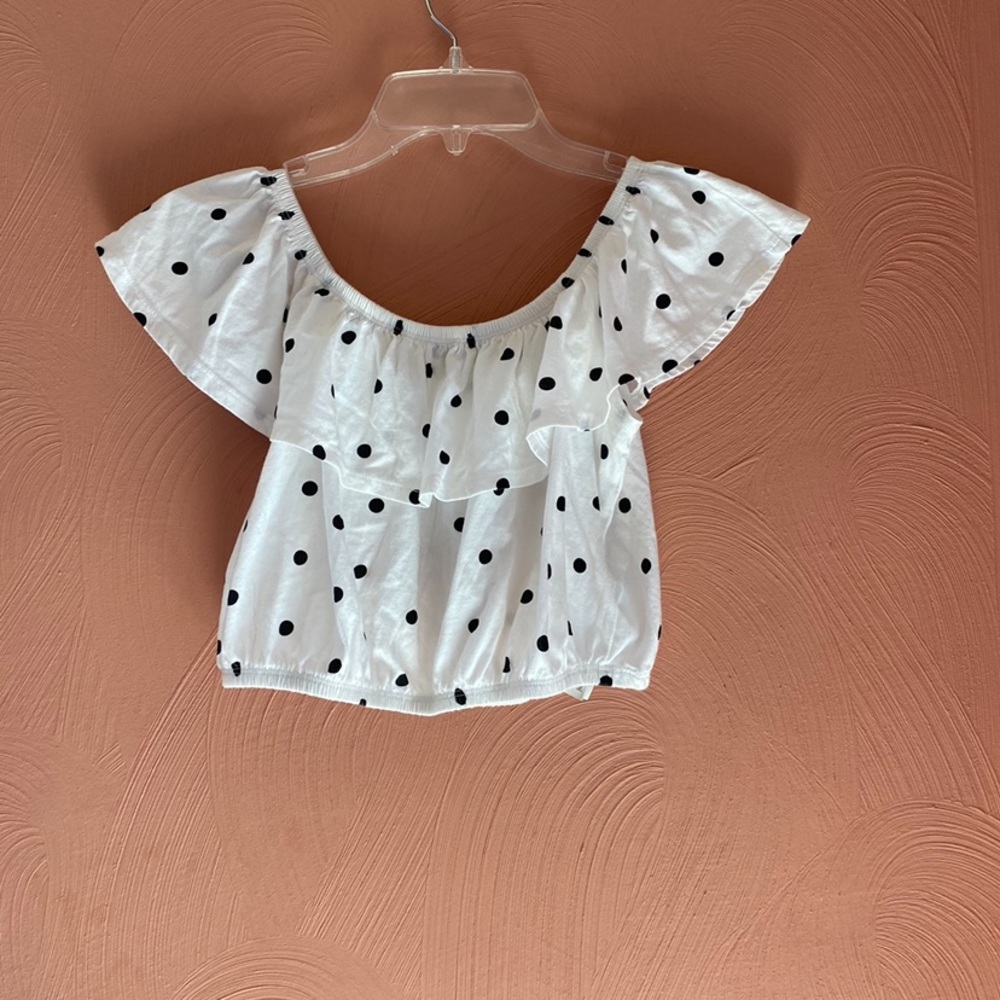off the shoulders polka dot top
